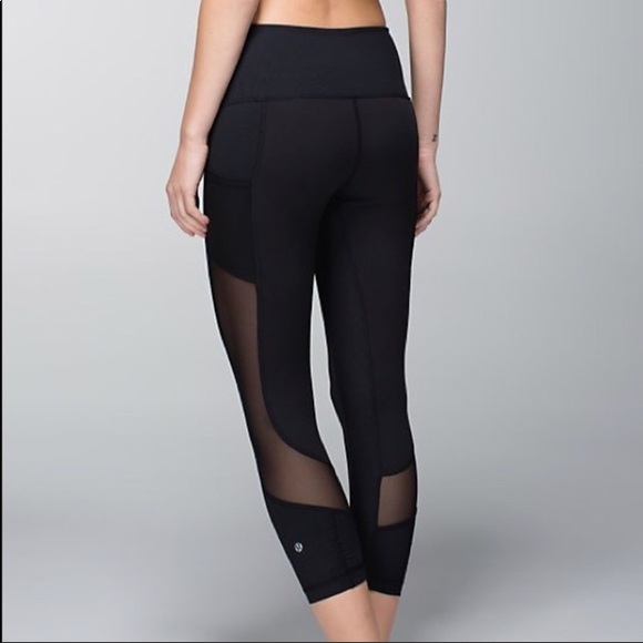 Lululemon capris size 12 - Picture 1 of 4